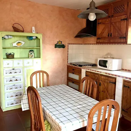 4 Bedrooms House With Sea View Enclosed Garden And Wifi At 1 Km Away From The Beach * 에리세이라