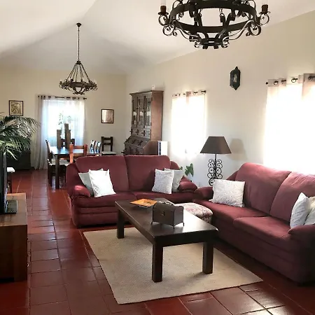 펜션 4 Bedrooms House With Sea View Enclosed Garden And Wifi At 1 Km Away From The Beach